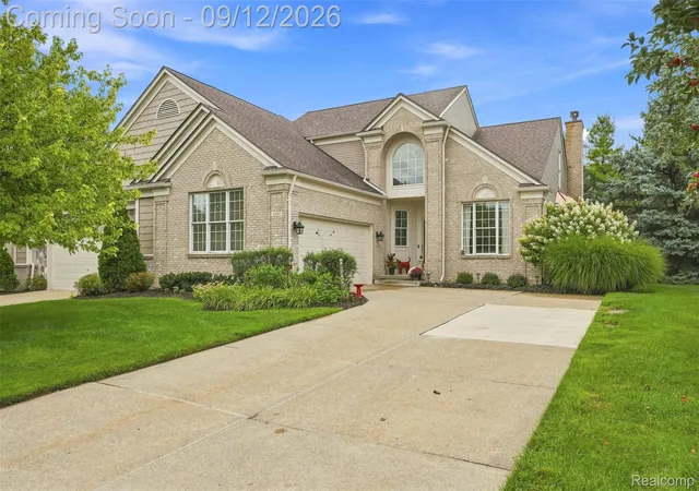 Photo 3 of Condo for sale at 1385 Copper Cir, Rochester, MI 48306 | MLS# 20261073189 | Listing updated on 2026-09-14