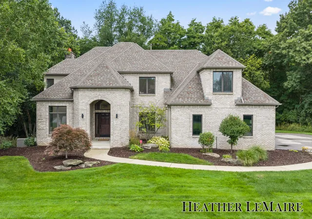 Photo 1 of Single family home for sale at 1695 Flowers Ml Dr Ne, Grand Rapids, MI 49525 | MLS# 65026048254 | Listing updated on 2026-09-28