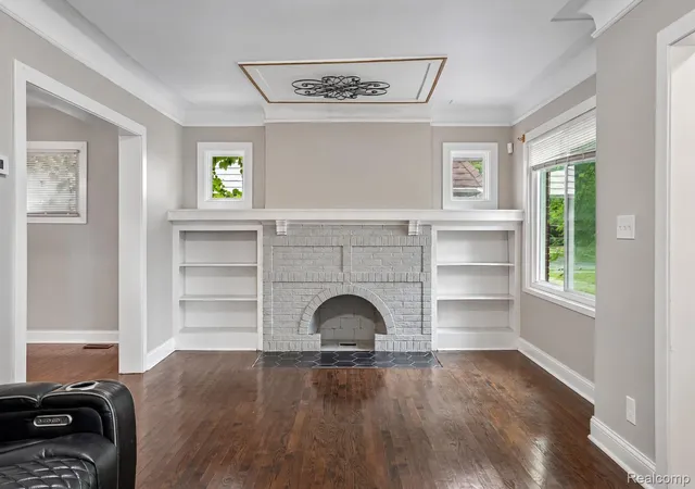Photo 4 of Single family home for sale at 3675 Three Mile Dr, Detroit, MI 48224 | MLS# 20261073191 | Listing updated on 2026-09-11