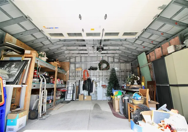Photo 3 of Single family home for sale at 16204 Seymour Rd, Linden, MI 48451 | MLS# 20261073198 | Listing updated on 2026-09-11