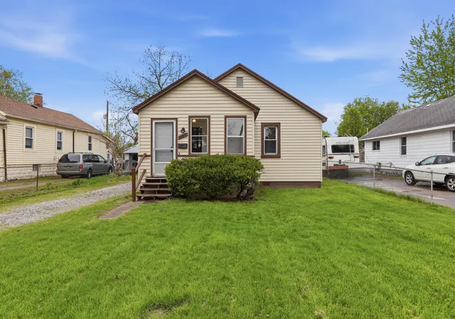 Photo 1 of Sale Pending at 35230 Sheffield St, Westland, MI 48186 | MLS# 81026048267 | Listing updated on 2026-09-14