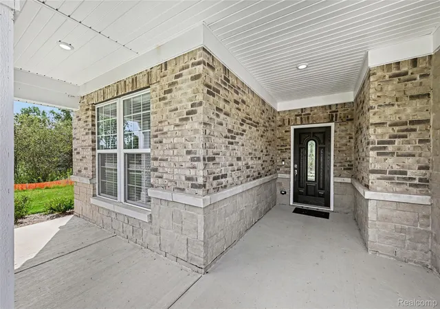Photo 3 of Single family home for sale at 5224 Lewiston Rd, Canton Charter Township Wayne, MI 48188 | MLS# 20261073202 | Listing updated on 2026-09-18