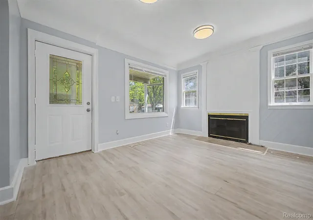 Photo 3 of Single family home for sale at 1656 S Karle Ave, Westland, MI 48186 | MLS# 20261073217 | Listing updated on 2026-09-11