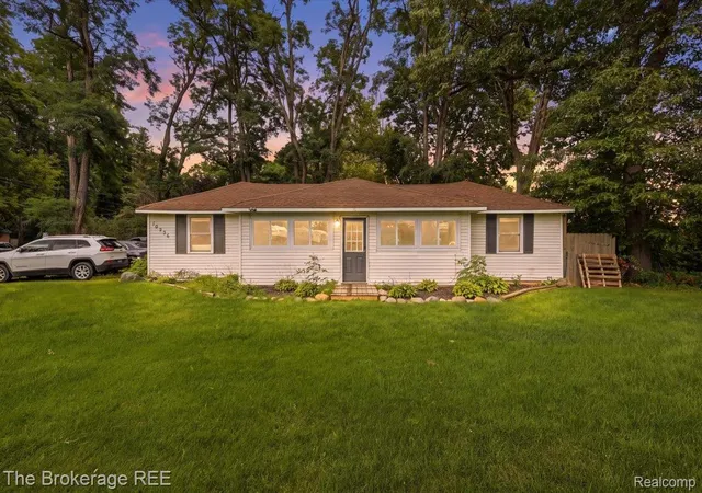 Single family home for sale at 10556 Silver Lake Rd, Byron, MI 48418 | MLS# 20261073219