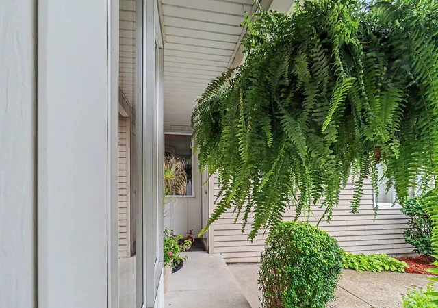 Photo 3 of Condo for sale at 4377 Redbush Dr SW, Grandville, MI 49418 | MLS# 65026048274 | Listing updated on 2026-09-17