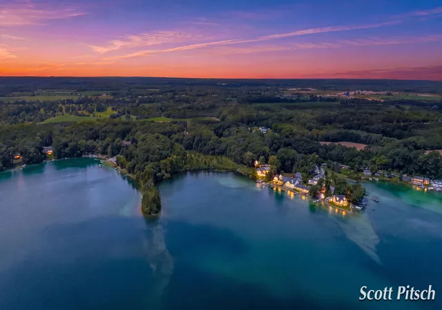 Photo 2 of Single family home for sale at 1450 N Payne Lake Rd, Middleville, MI 49333 | MLS# 65026048275 | Listing updated on 2026-09-10