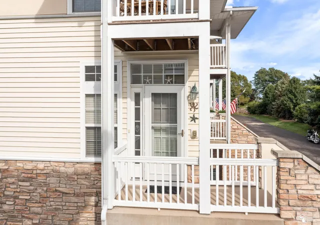 Photo 3 of Condo for sale at 200 Beachwalk Trl, Luna Pier, MI 48157 | MLS# 57050221447 | Listing updated on 2026-09-14