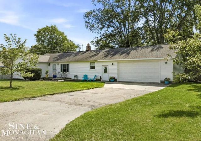 Photo 3 of Single family home for sale at 45477 Bemis Rd, Sumpter Township, MI 48111 | MLS# 58050221450 | Listing updated on 2026-09-27