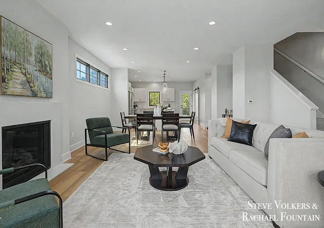 Photo 3 of Condo for sale at 984 Glenwood Ct Se, Grand Rapids Charter Township Kent, MI 49546 | MLS# 65026048277 | Listing updated on 2026-09-10