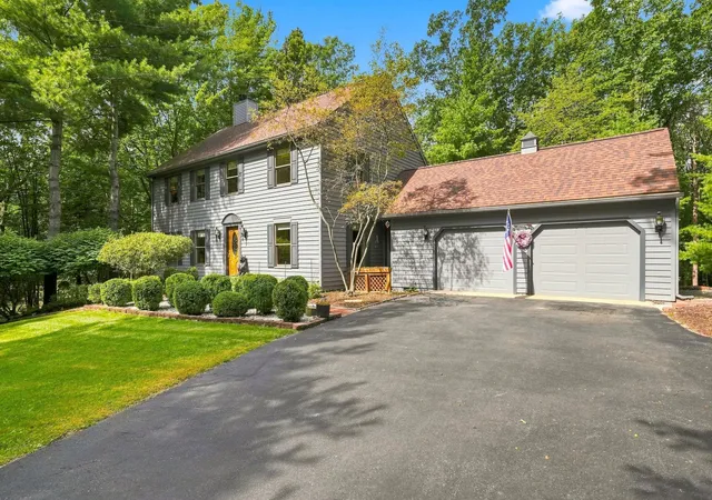 Photo 1 of Single family home for sale at 3818 Village Cir, Traverse City, MI 49686 | MLS# 78080073421 | Listing updated on 2026-09-11
