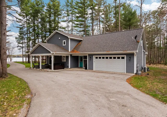 Single family home for sale at 9608 N Long Lake Rd, Traverse City, MI 49685 | MLS# 78080073422