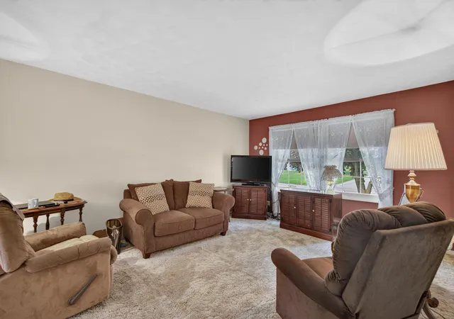 Photo 3 of Single family home for sale at 611 Charleston Rd, Lansing, MI 48917 | MLS# 55026048286 | Listing updated on 2026-09-17