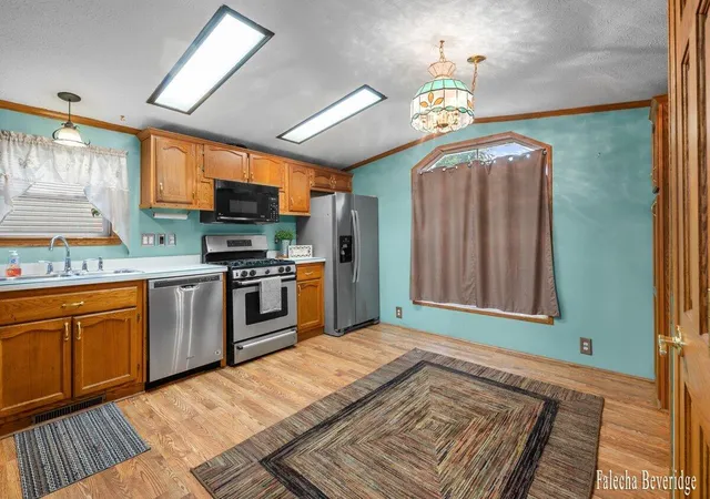 Photo 4 of Single family home for sale at 176 Wallasey Dr SW, Grand Rapids, MI 49548 | MLS# 65026048289 | Listing updated on 2026-09-15