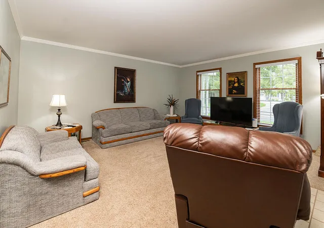 Listing Photo 4 - Condo for sale in building located at 8259 Wallinwood Springs Dr, Jenison, MI 49428