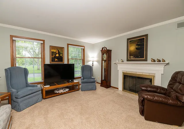 Listing Photo 5 - Condo for sale in building located at 8259 Wallinwood Springs Dr, Jenison, MI 49428