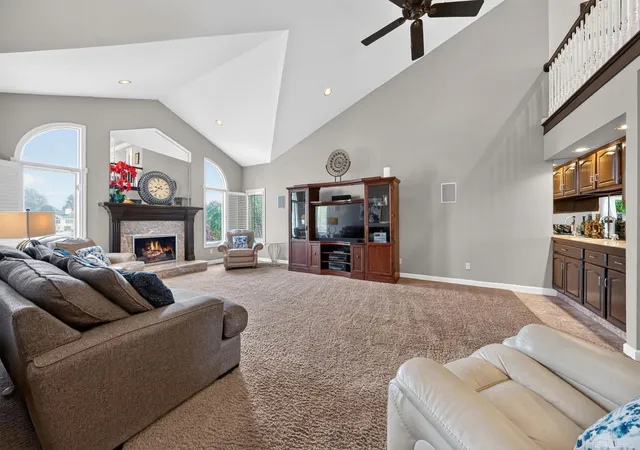 Photo 3 of Single family home for sale at 8893 Chestnut Run Dr, Shelby Township, MI 48317 | MLS# 58050221457 | Listing updated on 2026-09-11
