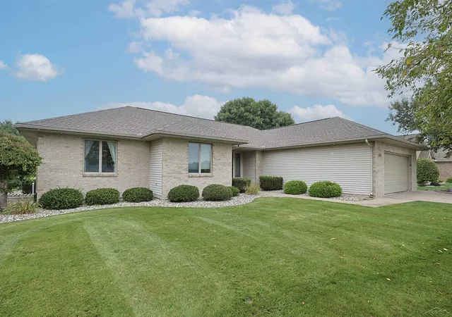 Photo 4 of Single family home for sale at 1349 Kennely Rd, Saginaw, MI 48609 | MLS# 61050221459 | Listing updated on 2026-09-11