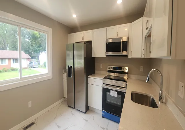 Photo 2 of Single family home for sale at 263 Kirk Ave, Ypsilanti, MI 48197 | MLS# 81026048296 | Listing updated on 2026-09-11