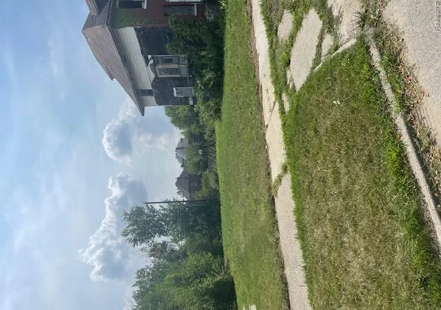 Photo 3 of Multi family home for sale at 127 9 W Buena Vista St, Highland Park, MI 48203 | MLS# 20261073259 | Listing updated on 2026-09-11