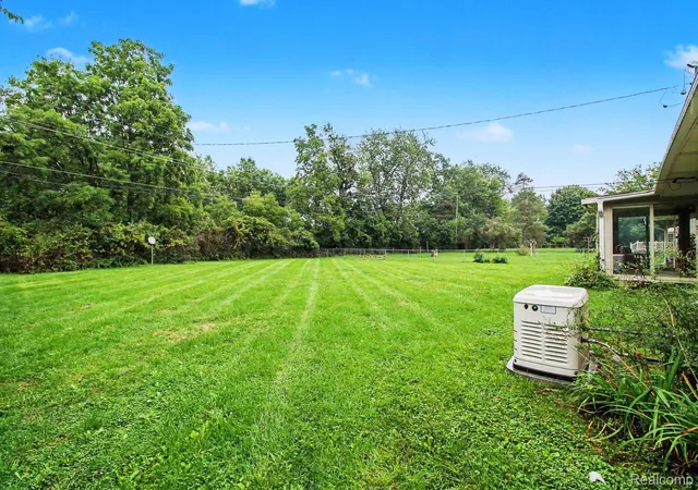 Photo 3 of Single family home for sale at 1254 Arrowhead Dr, Burton, MI 48509 | MLS# 20261073270 | Listing updated on 2026-09-12