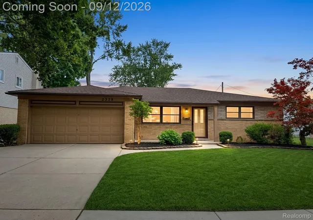 Photo 1 of Single family home for sale at 2338 Walter Ave, Warren, MI 48092 | MLS# 20261073272 | Listing updated on 2026-09-12