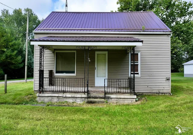 Photo 2 of Single family home for sale at 9457 Perry Ave, Erie, MI 48133 | MLS# 57050221465 | Listing updated on 2026-09-17