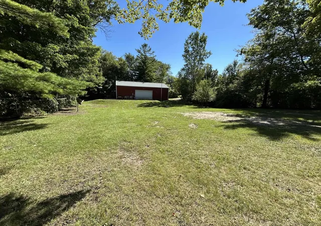 Photo 3 of Single family home for sale at 7366 Yale Rd, Lexington, MI 48450 | MLS# 58050221466 | Listing updated on 2026-09-15