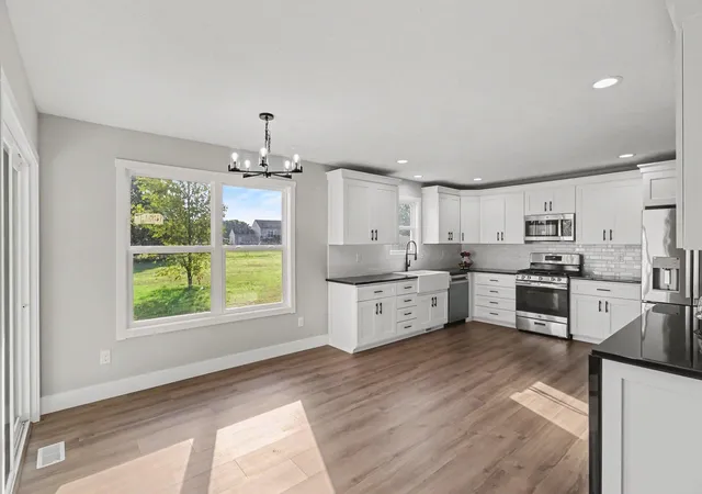 Photo 4 of Single family home for sale at 51489 Willis St, Paw Paw, MI 49079 | MLS# 66026048308 | Listing updated on 2026-09-15