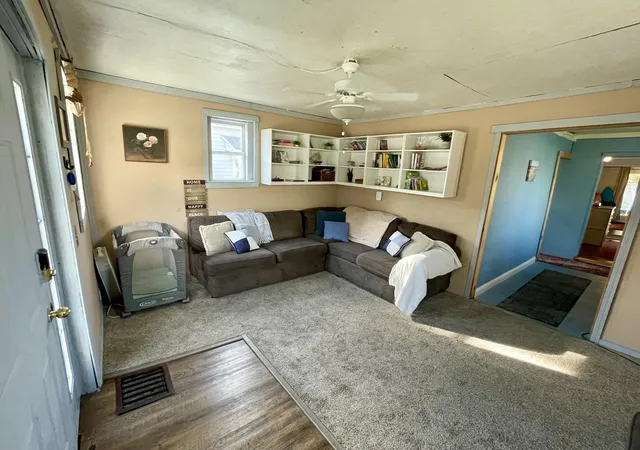 Photo 4 of Single family home for sale at 162 Harrison St, Manistee, MI 49660 | MLS# 67026048310 | Listing updated on 2026-09-11
