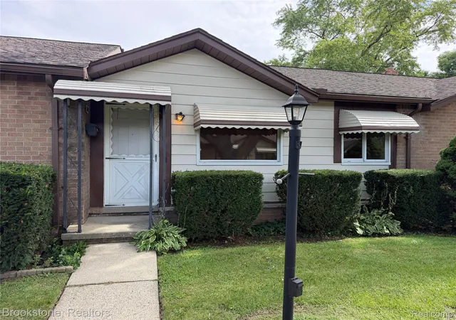 Condo for sale at 8401 18 Mile Rd #241, SterlingHeightsCity_Macomb, MI 48313 | MLS# 20261073286