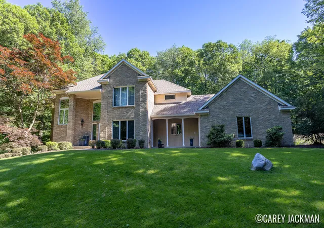Photo 1 of Single family home for sale at 2111 Woodley Crk Ct NW, Comstock Park, MI 49321 | MLS# 65026048328 | Listing updated on 2026-09-17
