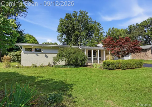 Photo 2 of Single family home for sale at 2644 Saint Joseph, West Bloomfield Charter Township Oakland, MI 48324 | MLS# 20261073294 | Listing updated on 2026-09-12