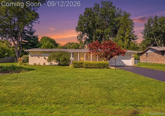 Photo 53 of Single family home for sale at 2644 Saint Joseph, West Bloomfield Charter Township Oakland, MI 48324 | MLS# 20261073294 | Listing updated on 2026-09-12