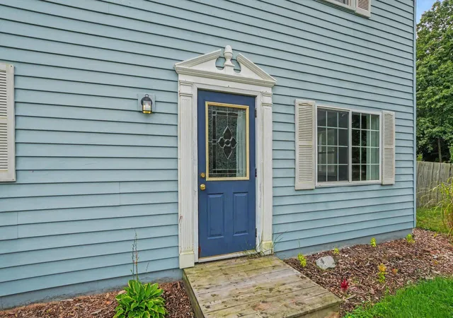 Photo 3 of Single family home for sale at 12876 Ferris St, Grand Haven, MI 49417 | MLS# 71026048336 | Listing updated on 2026-09-13