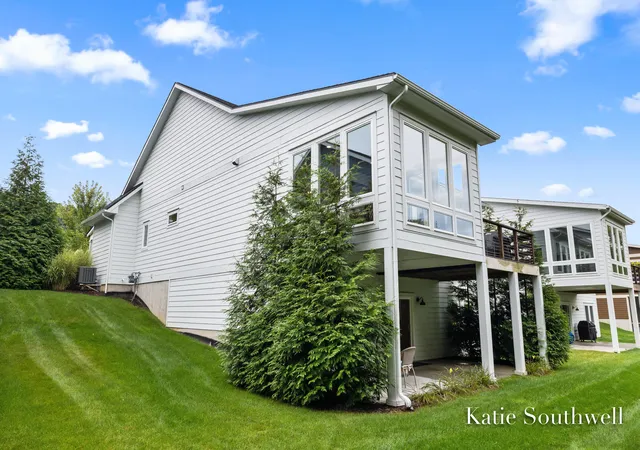 Listing Photo 4 - Condo for sale in building located at 4247 Riverlands Ct NE, Grand Rapids, MI 49525 - Unit #5