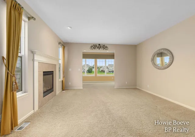 Listing Photo 4 - Condo for sale in building located at 7403 Watermark Dr, Allendale, MI 49401