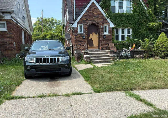 Photo 13 of Multi family home for sale at 5081 Somerset Ave, Detroit, MI 48224 | MLS# 20261073312 | Listing updated on 2026-09-11