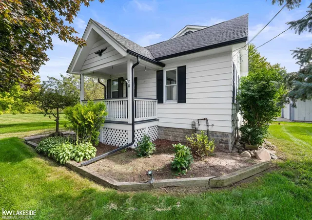 Photo 3 of Single family home for sale at 14600 25 Mile Rd, Shelby Township, MI 48315 | MLS# 58050221482 | Listing updated on 2026-09-11