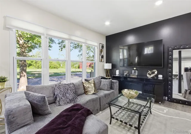Photo 3 of Single family home for sale at 3836 Cadillac Blvd, Detroit, MI 48214 | MLS# 20261073320 | Listing updated on 2026-09-12