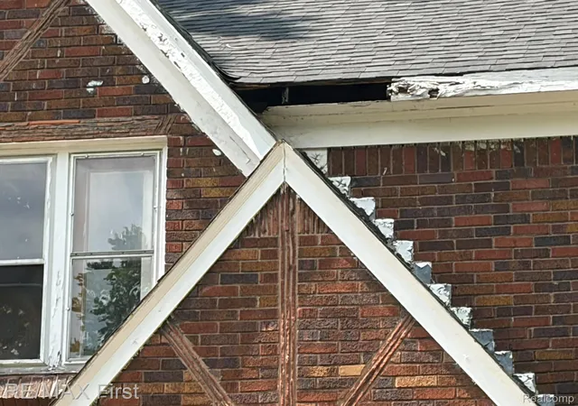 Photo 3 of Multi family home for sale at 5919 Yorkshire Rd, Detroit, MI 48224 | MLS# 20261073321 | Listing updated on 2026-09-12