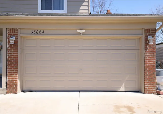 Photo 3 of Single family home for sale at 38684 Pinebrook Dr, Sterling Heights, MI 48310 | MLS# 20261073331 | Listing updated on 2026-09-12