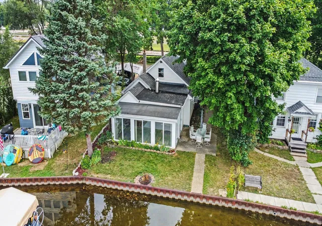 Photo 2 of Single family home for sale at 231 N Lakeside Dr, Michigan Center, MI 49254 | MLS# 55026048371 | Listing updated on 2026-09-20