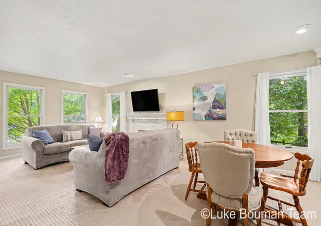 Photo 4 of Single family home for sale at 3635 Vienna Stras St, Holland, MI 49423 | MLS# 71026048375 | Listing updated on 2026-09-14