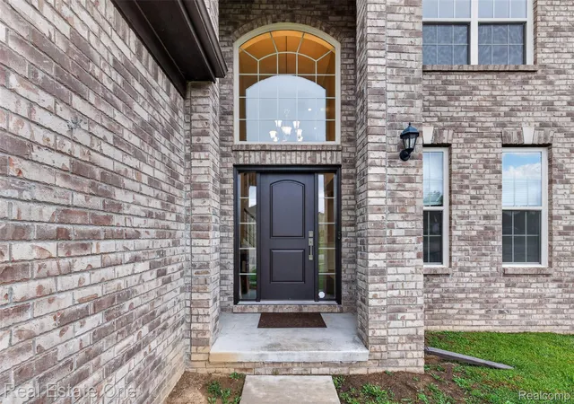 Photo 3 of Single family home for sale at 1307 Park Ridge Pointe, Grand Blanc, MI 48439 | MLS# 20261073338 | Listing updated on 2026-09-12