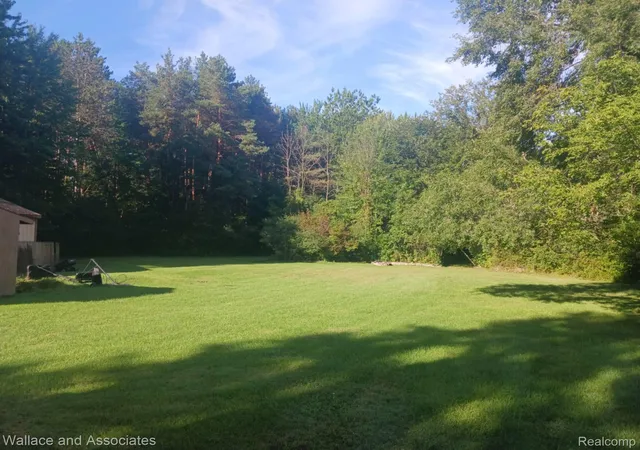 Photo 4 of Single family home for sale at 229 Pickford Rd, Kimball, MI 48074 | MLS# 20261073343 | Listing updated on 2026-09-13