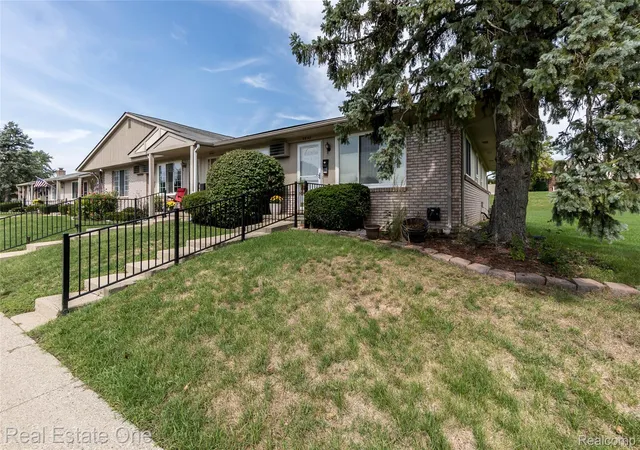 Photo 3 of Condo for sale at 24142 Franklin Ter #8, South Lyon, MI 48178 | MLS# 20261073347 | Listing updated on 2026-09-14