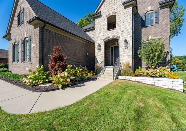 Photo 3 of Single family home for sale at 61314 Miriam Dr, Washington, MI 48094 | MLS# 20261073367 | Listing updated on 2026-10-21