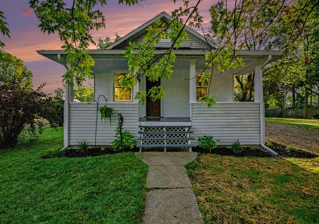 Photo 3 of Single family home for sale at 126 Gilkison Ave, Kalamazoo, MI 49006 | MLS# 66026048391 | Listing updated on 2026-09-15