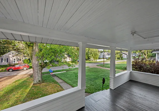 Photo 3 of Single family home for sale at 126 Gilkison Ave, Kalamazoo, MI 49006 | MLS# 66026048391 | Listing updated on 2026-09-15