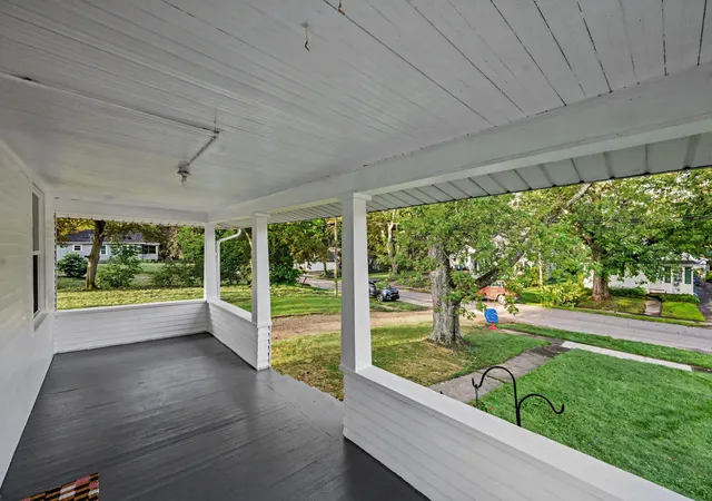 Photo 4 of Single family home for sale at 126 Gilkison Ave, Kalamazoo, MI 49006 | MLS# 66026048391 | Listing updated on 2026-09-15